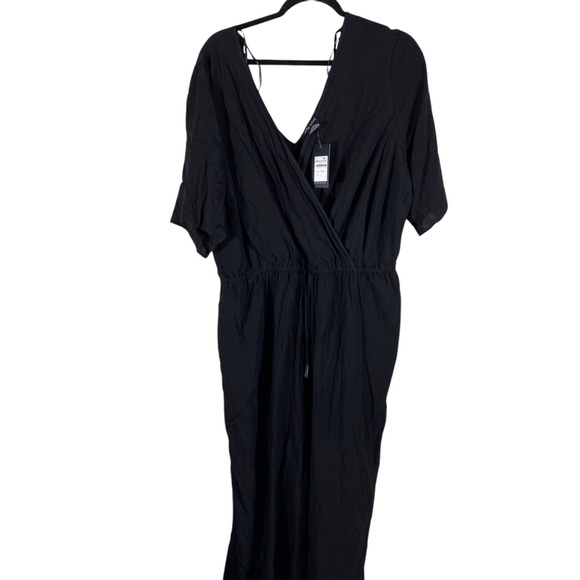 City Chic Palm Villa Black Jumpsuit L= 20 NWT - Picture 3 of 8